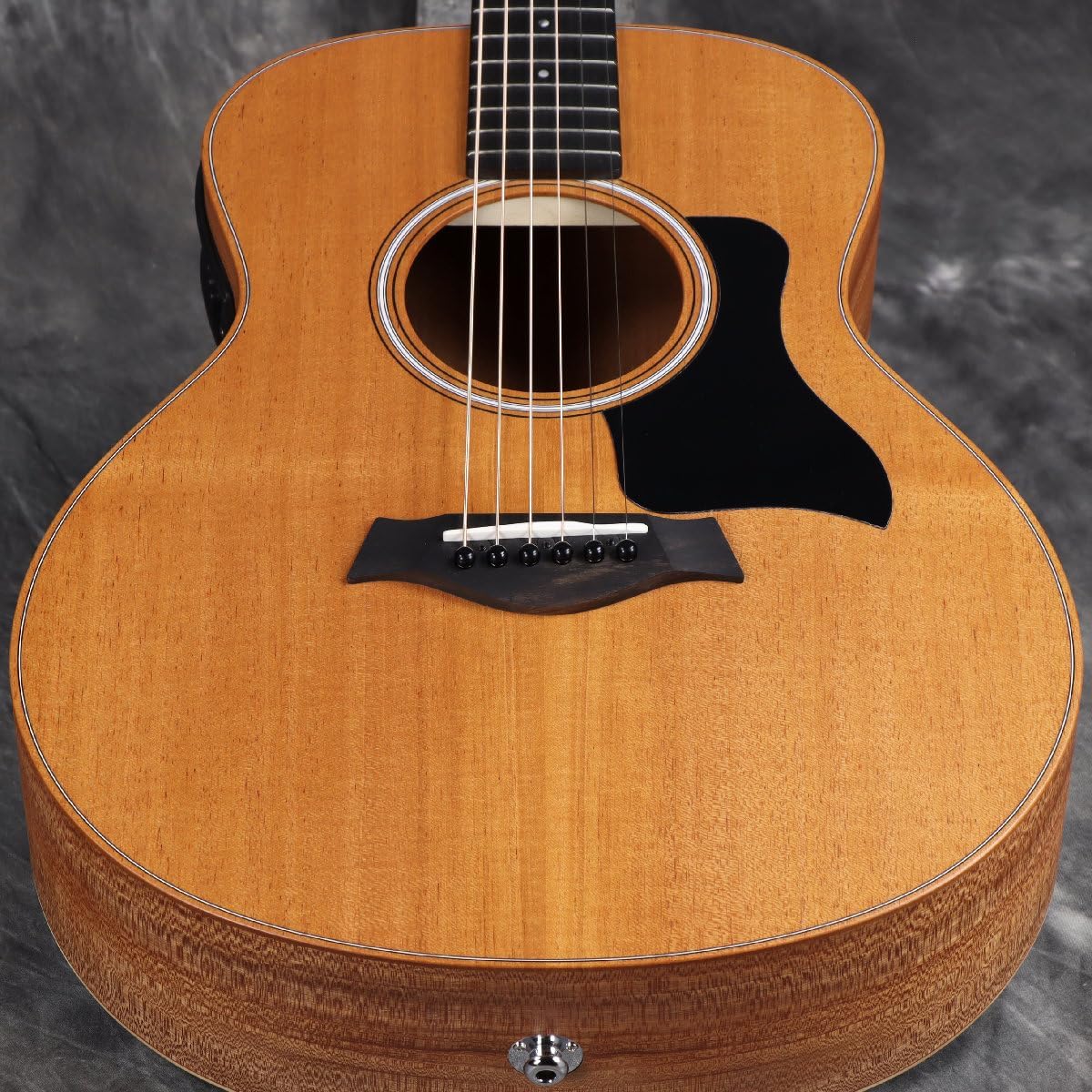 Taylor GS Mini-e Mahogany Acoustic-electric Guitar - Natural — view 2