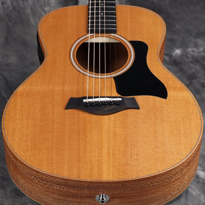 Taylor GS Mini-e Mahogany Acoustic-electric Guitar - Natural — view 2