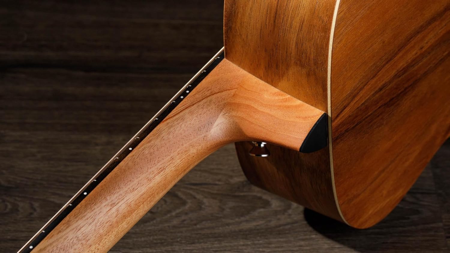 Taylor GS Mini-e Solid Koa Top ESB w/Gig Bag with case — view 7